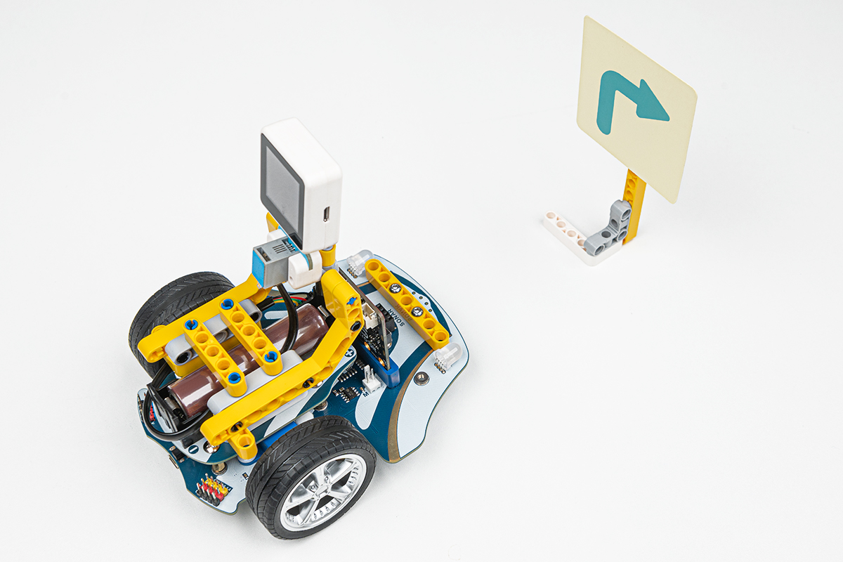 Case 01 AI Road Signs Recognition Cart