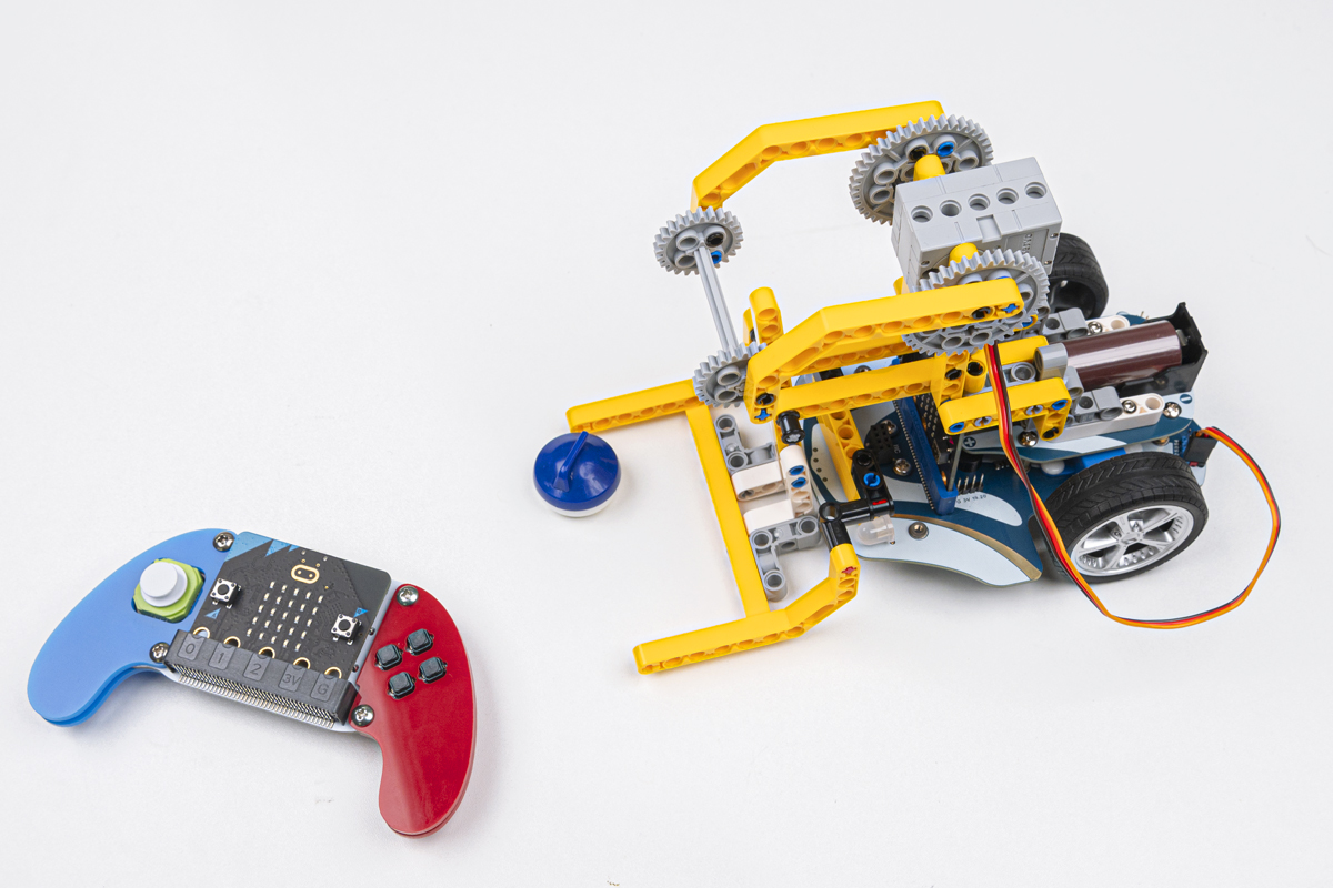 Case 05 The Curling Robot